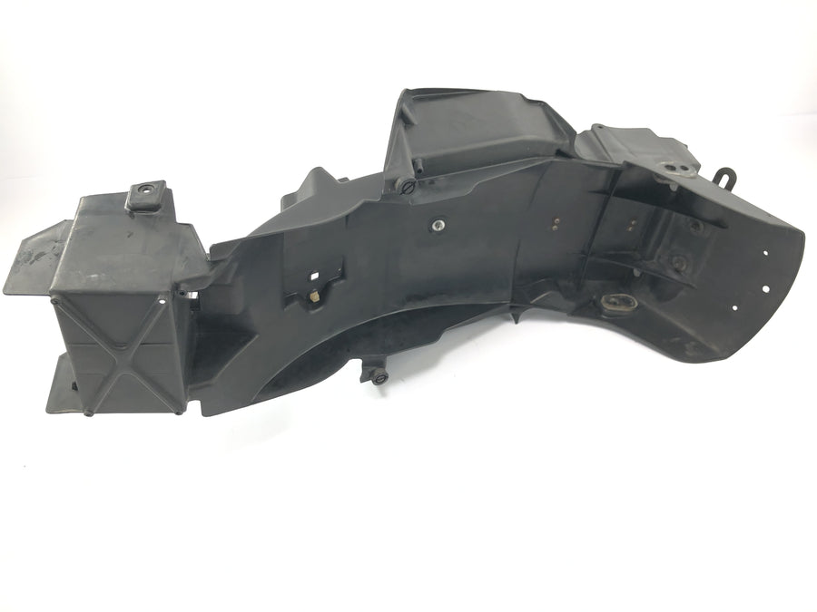 Yamaha YZF 750 R 4HN [1995] - Bakre innvendige skall innvendig skjerm bakhjulbekledning sprutbeskyttelse