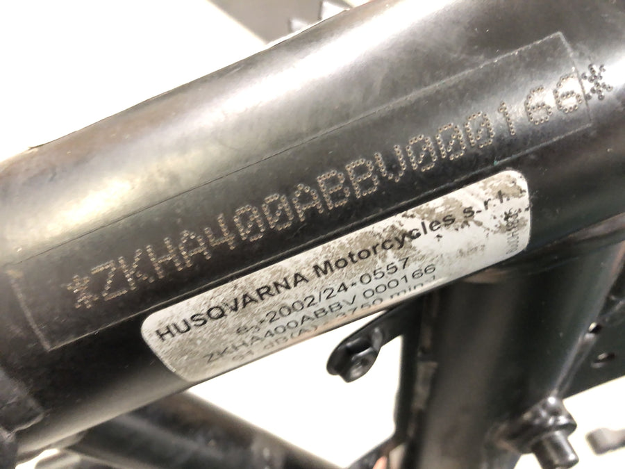 Husqvarna SM 630 A4 [2010] - Ramme med papirer