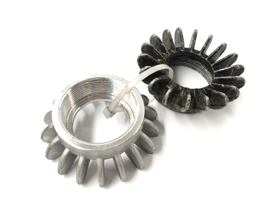 BMW R 75/5 [1973] - stjernemutter eksosmanifold sett par