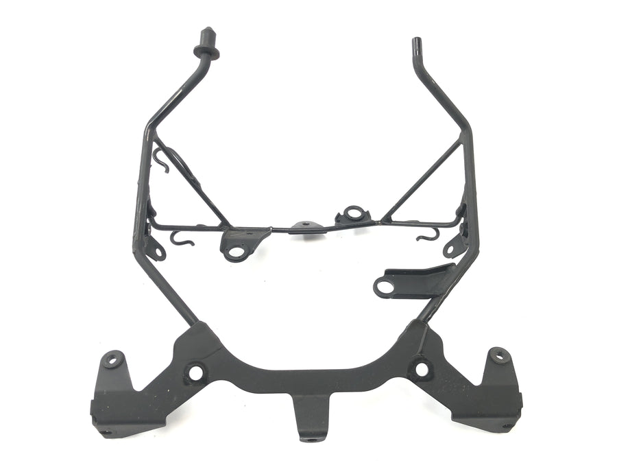 Suzuki VZ 1500 WVCU [2011] - Frontlyktholder lampeholder brakett foran