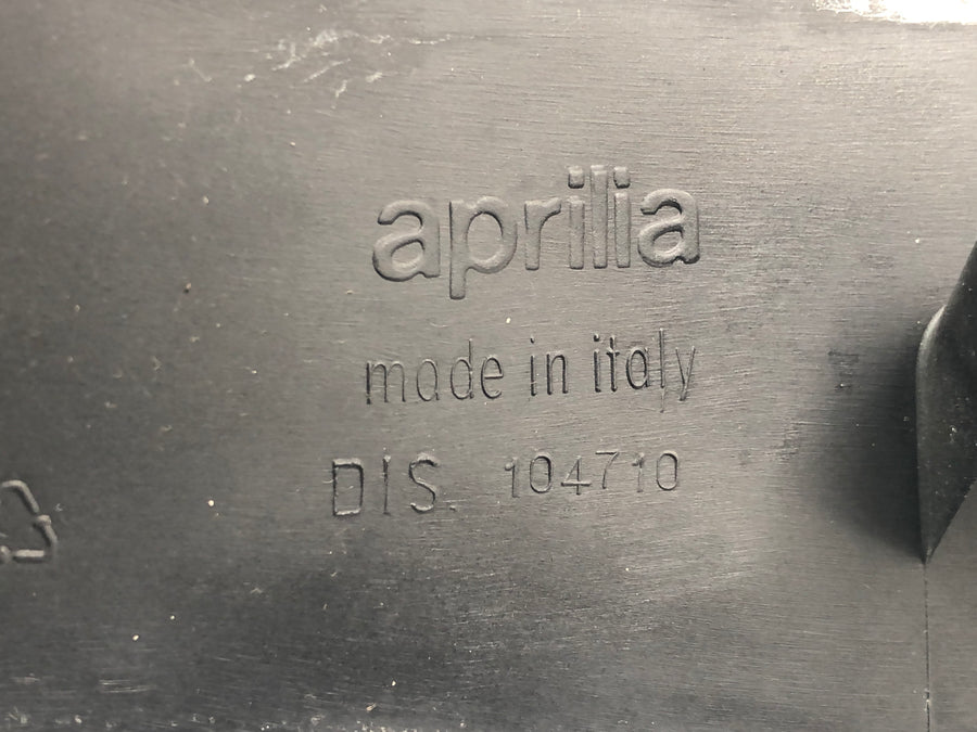 Aprilia RSV 1000 RP Mille [2001] - lampemaske kåpe øvre del prekestol front kledning