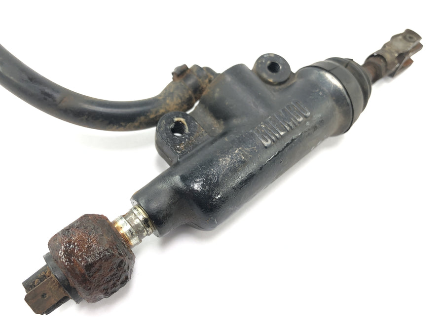 Husqvarna TE 610 8ae [1994] - Bremsepumpe på baksiden av hovedbremsesylinderen