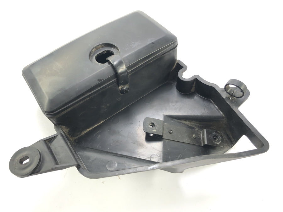 Kawasaki VN 800 Classic [2000] - Staufach Aggregate Holder igjen