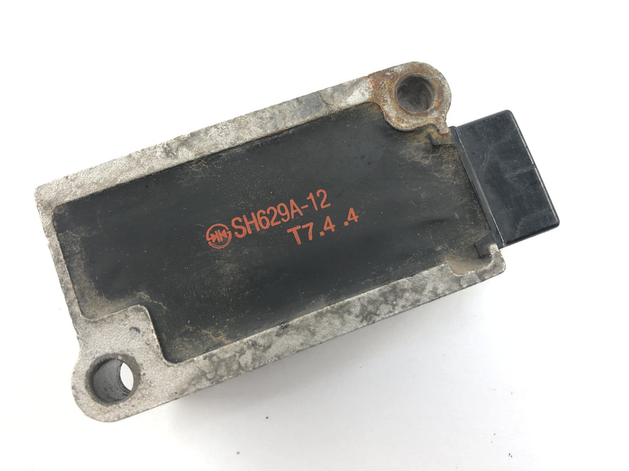 Yamaha TT 600 R DJ01 [1998] - Spenningsregulator likeretter