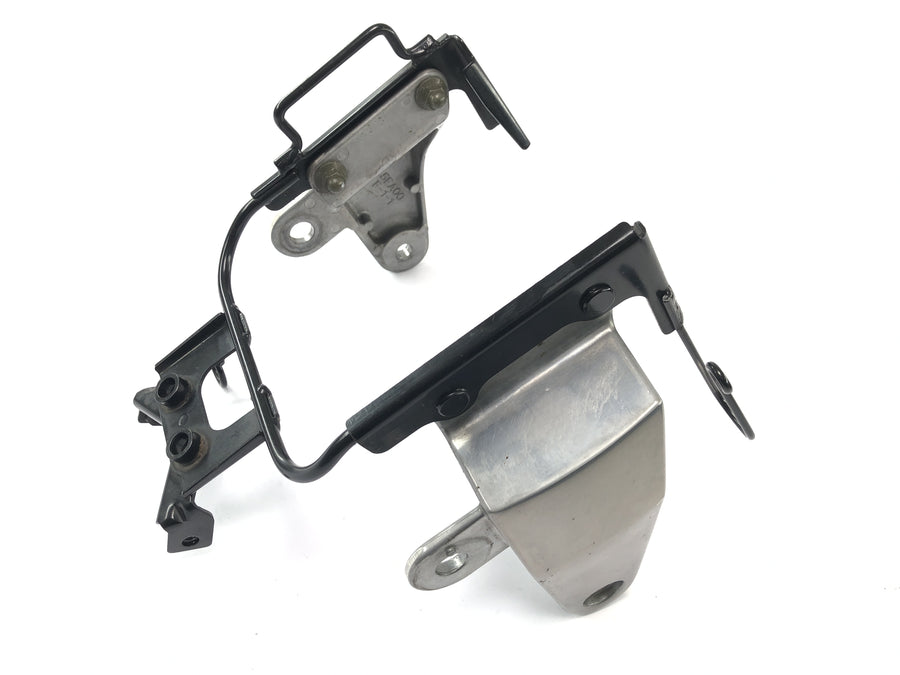 Yamaha XJR 1300 RP06 [2002] - Lyskasterbrakett lampeholder foran