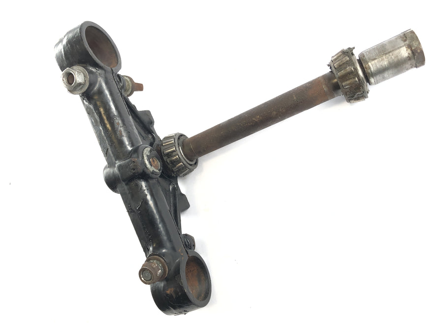 Triumph Bonneville T140V [1976] - Fork Bridge nedenfor