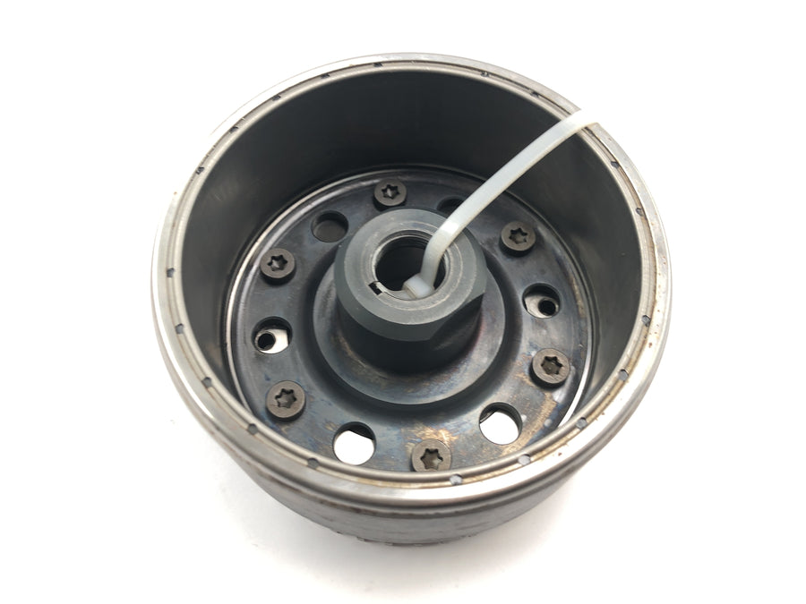 Honda CBR 900 RR Fireblade SC33 [2000] - Svinghjul med starter frihjul starter frihjul rotor dynamo