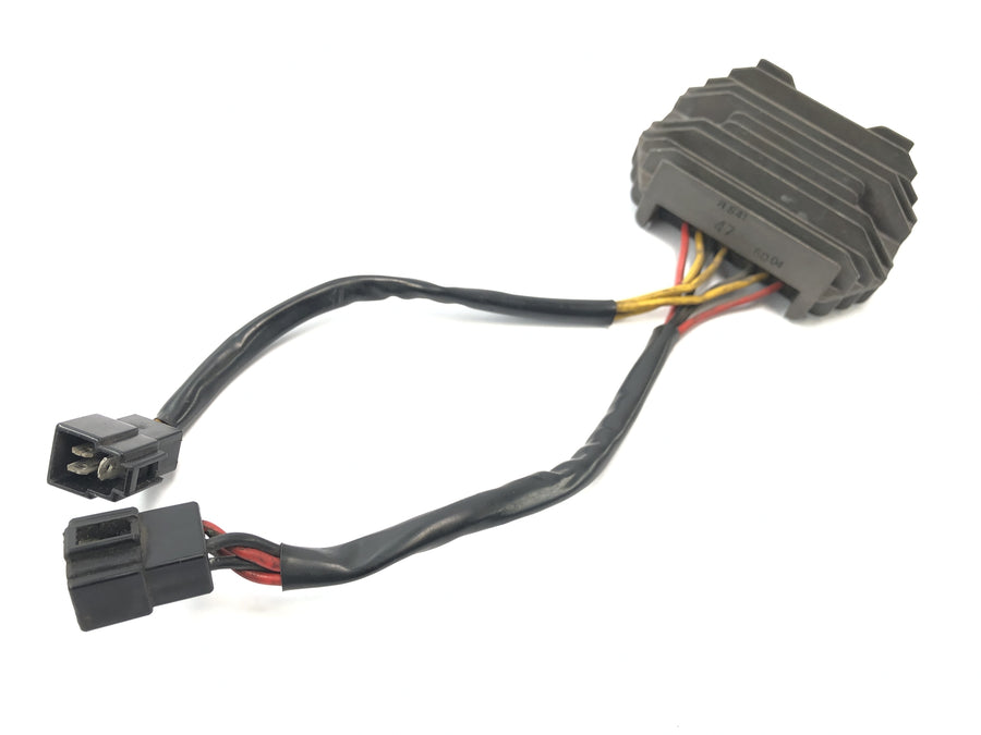 Triumph Speed Triple 1050 515NJ [2007] - Spenningsregulator Likeretterregulator