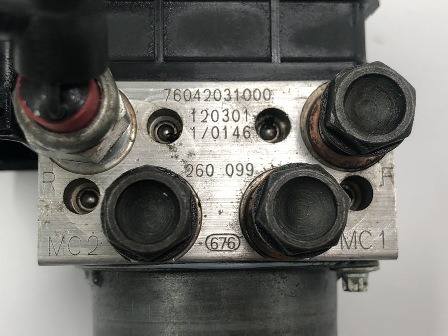 KTM Duke 690 A3 [2012] - ABS-kontrollenhet hydraulisk blokkmodulator bremsetrykkregulator