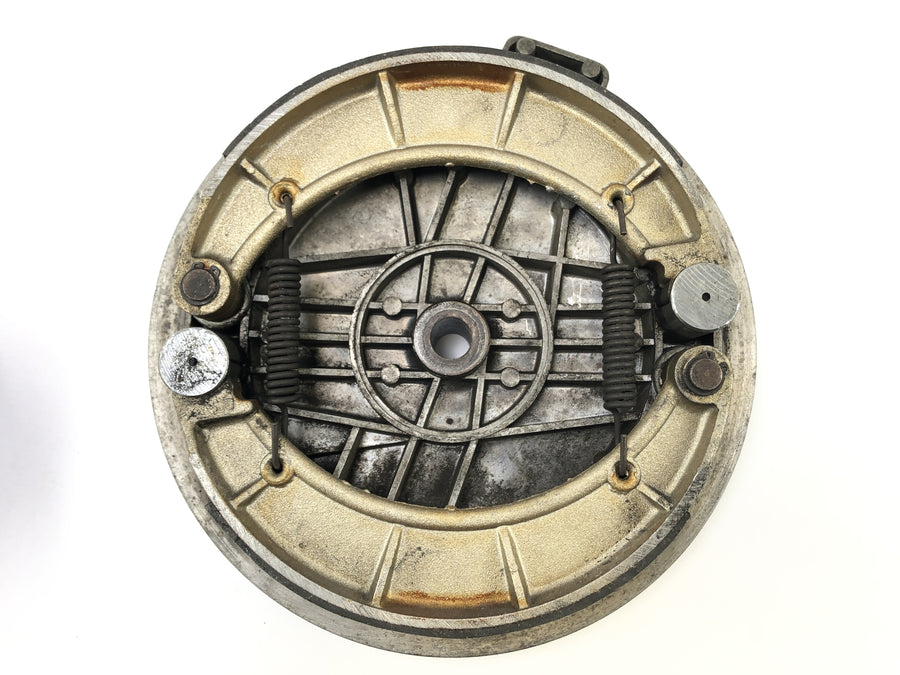 Moto Guzzi V7 Special [1971] - Bremsetrommel på Front Duplex Set Sport - Holder Defekt