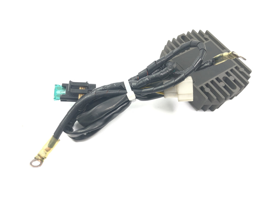 Triumph Tiger 955i 709EN [2003] - Regulator Likeretter Spenningsregulator Ladekontroller