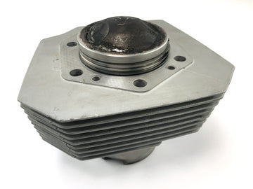 Moto Guzzi V11 Sport [1999] - sylinder med stempel til venstre - 0