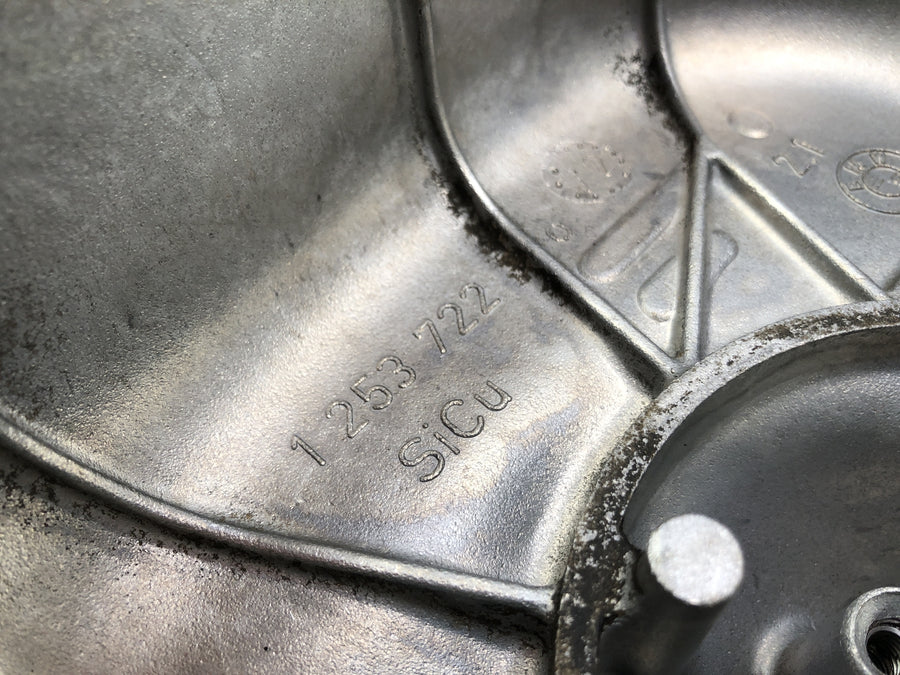 BMW R 60/5 [1973] - Luftfilterlokk på høyre motor lokk