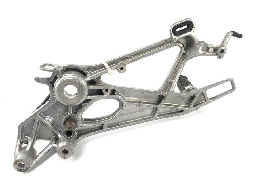 Honda SLR 650 RD09 [1997] - FootRest System på høyre fotstøttebrakett