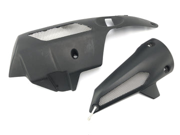 Moto Guzzi Stelvio 1200 4V [2009] - kledningsventilasjon Grille sidedeler Luftramme til høyre og venstre - 0