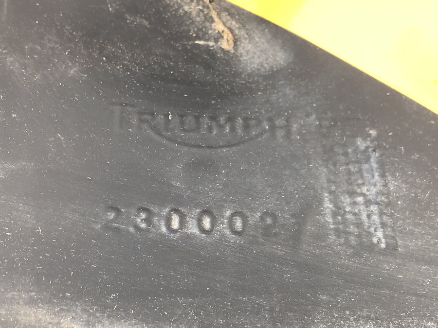 Triumph Daytona 900 T300 [1996] - Frontkledning, sidekledning, nedre venstre kledning