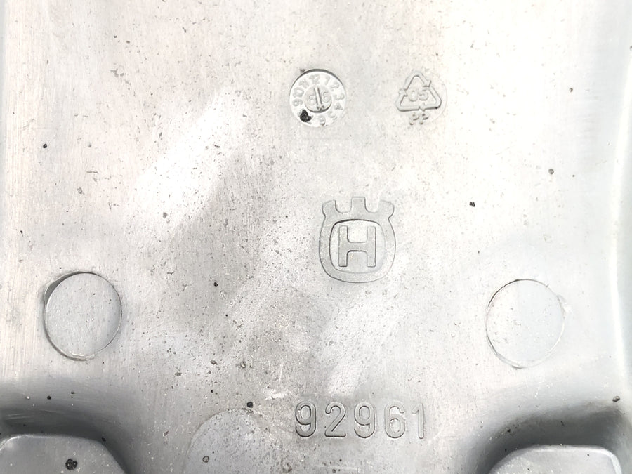 Husqvarna TE 610 H6 8AE [TE 570 H7] - Innvendig sprutbeskyttelse for bakskjerm