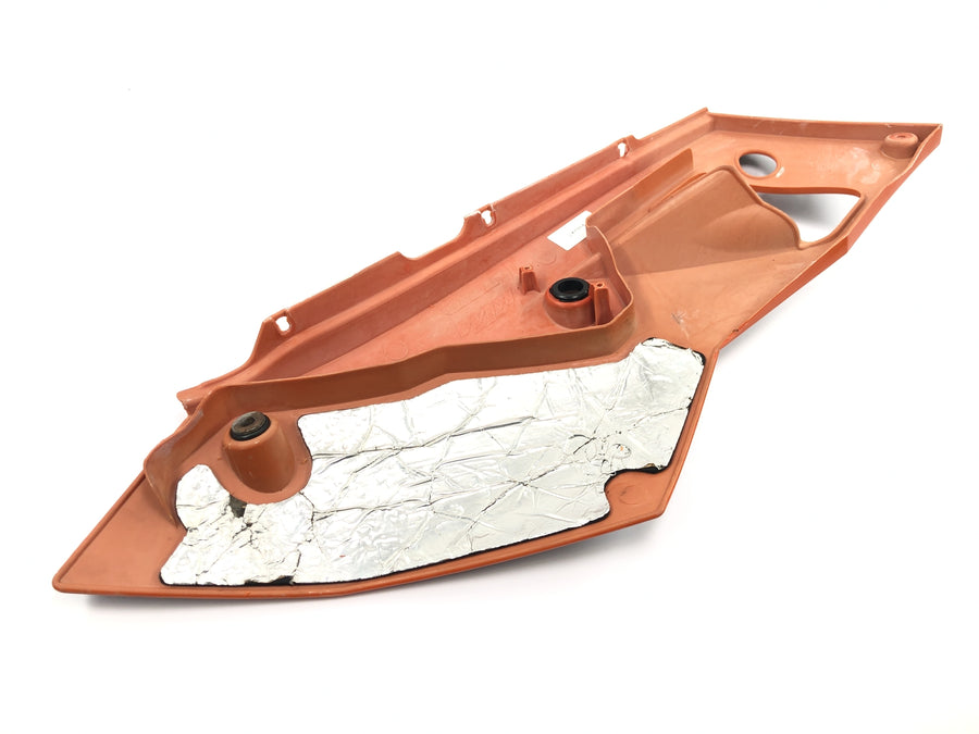 KTM 950 Adventure LC8 [2004] - Bakpanel venstre sidepanel sidedekselpanel