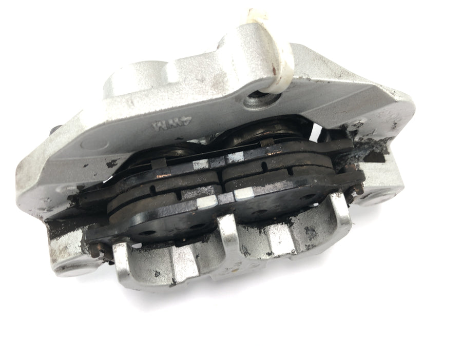 Yamaha XV 1600 Wild Star VP08 [2002] - Bremsecaliper foran høyre
