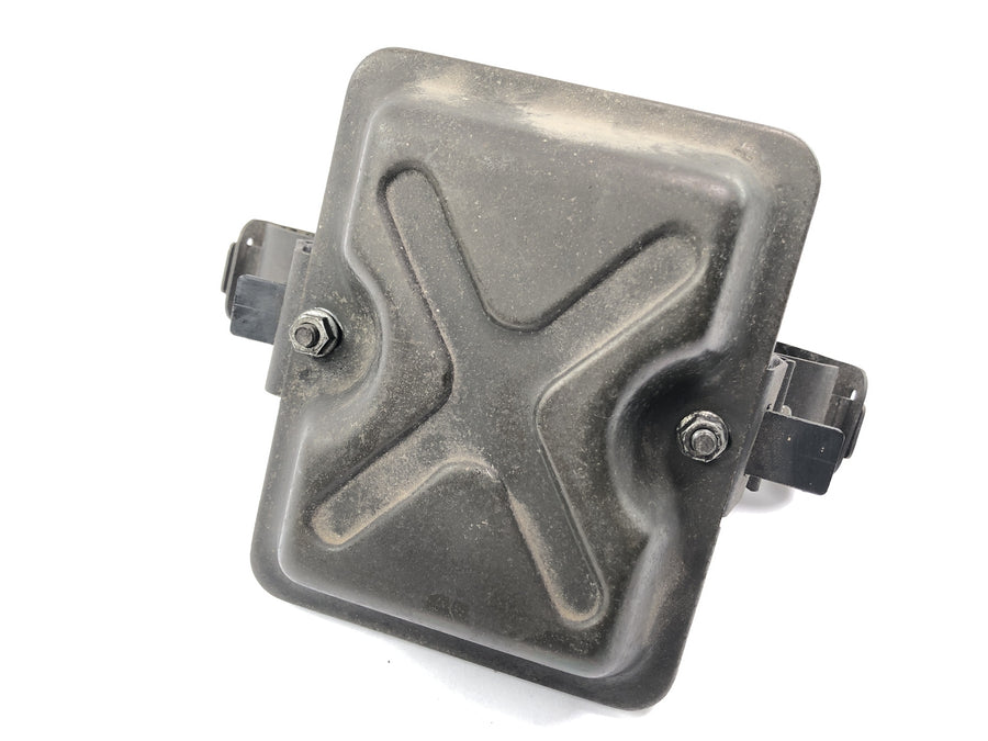 Honda GL 500 Silverwing PC02 [1982] - Batteriboks batterirommer Batterieier