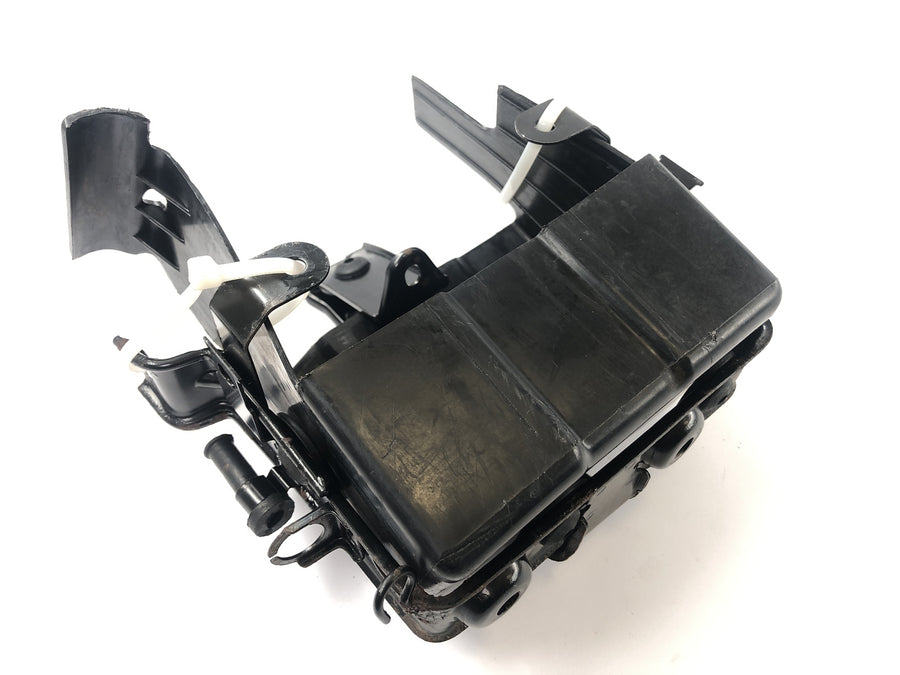 Honda XBR 500 PC15 [1989] - Batteriboksbrakettrammeholder Batteriabsorpsjon