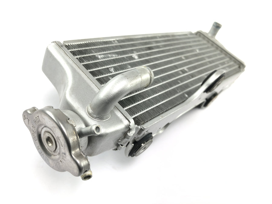 SWM RS 125 R B2 [2020] - Radiator vannkjøler kjølesystem radiatornett foran
