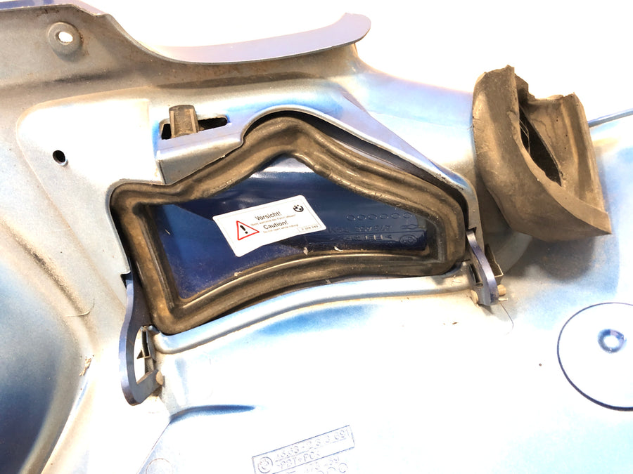 BMW R 1100 RT 259 [1997] - Sidekledning av kledning foran venstre