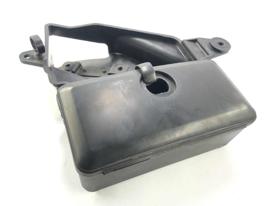 Kawasaki VN 800 Classic [2000] - Staufach Aggregate Holder igjen