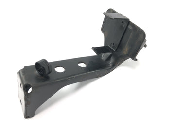 Yamaha XV 1600 Wild Star VP08 [2002] - Drivstoffpumpebrakett drivstoffpumpeholder - 0