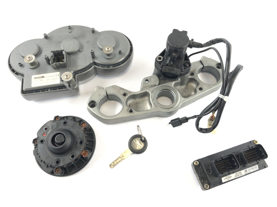 Moto Guzzi Norge 1200 [2006] - Tacho Cockpit Ignition Lock Tank Lock for Gabelbrücke over CDI