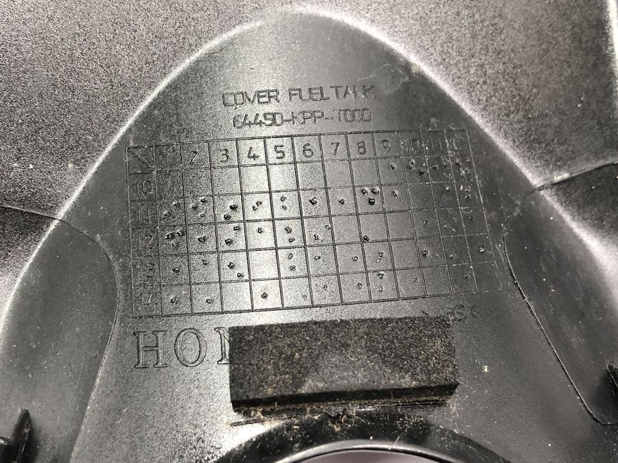 Honda CBR 125 R JC50 [2012] - Tankdeksel kåpedeksel drivstofftank plast