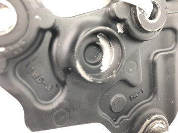 Yamaha MT07 RM04 [2014] - Førerfotstøtte med holder på høyre fotstøtte - 0