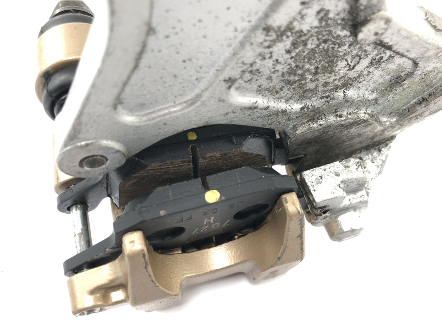 Honda XRV 750 Africa Twin RD04 [1992] - Bremsecaliper bak Nissin med ankerplate