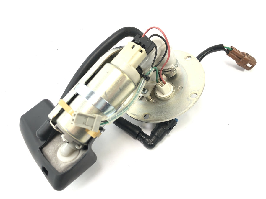 Suzuki VZ 1500 WVCU [2011] - Drivstoffpumpe bensinpumpe drivstoffmatepumpe