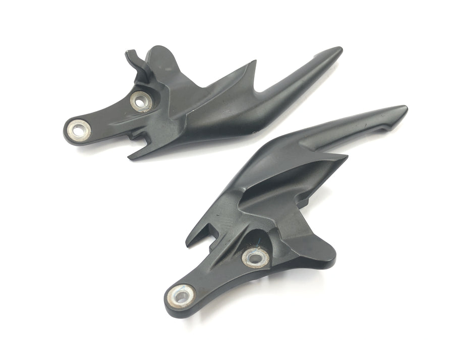 Honda CBR 125 R JC50 [2012] - Pillion grep par