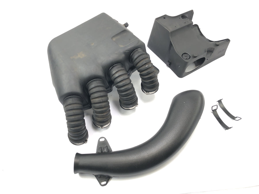 BMW K 1100 LT 100 [1994] - Air Filter Box Airbox Air Line Intrace Trim
