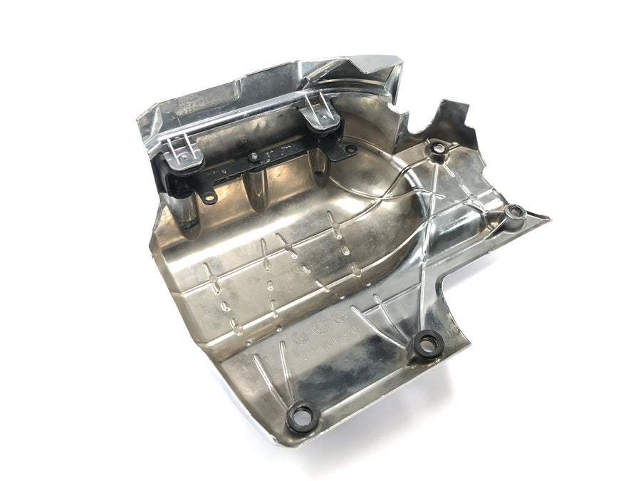 Honda VTX 1800 SC46 [2004] - motordeksel venstre krom