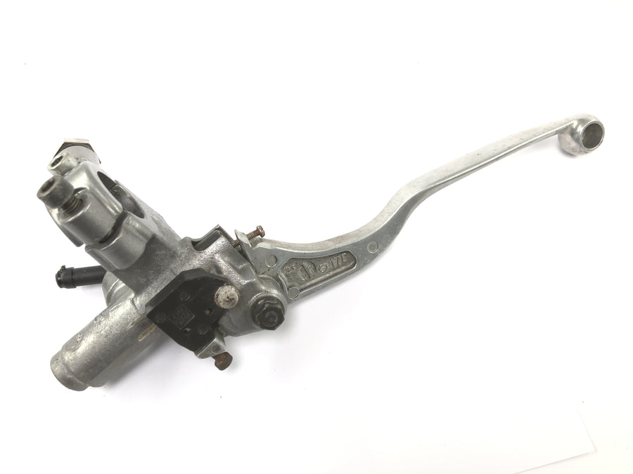 Suzuki RG 250 Gamma GJ21D [1987] - Bremsepumpe foran med bremsespak