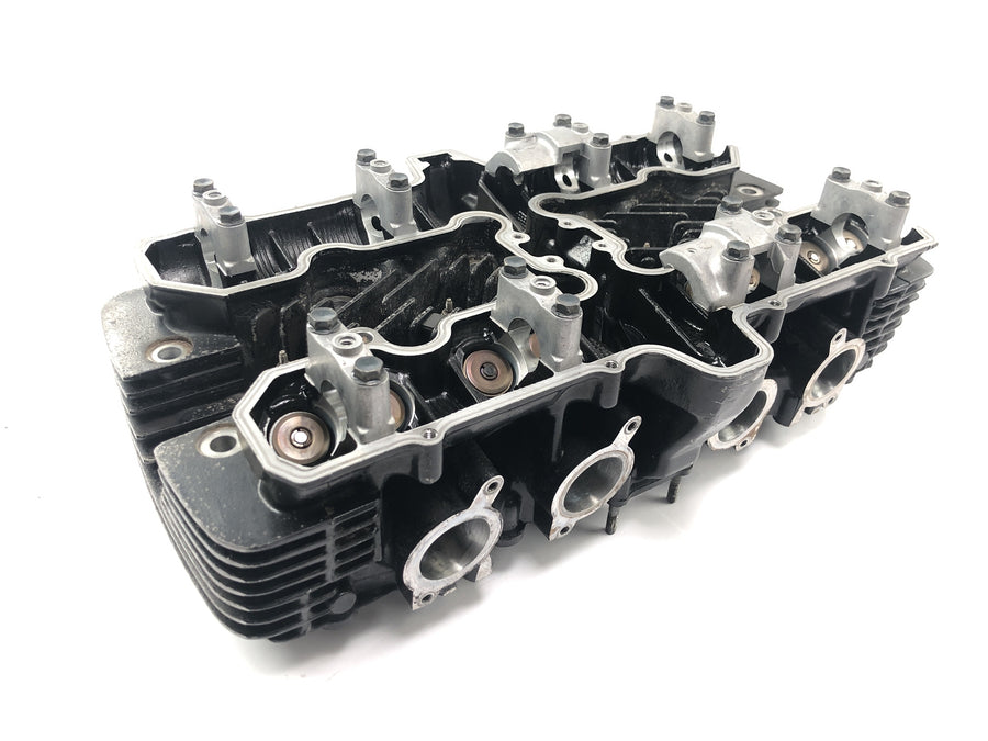 Yamaha XJR 1300 RP02 [1999] - sylinderhodeventiltog ventilsete ventilguide