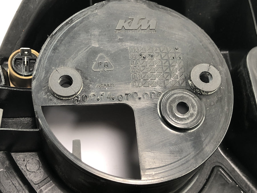 KTM 950 Adventure LC8 [2004] - Speedometerhus, cockpitbekledning, instrumentholder
