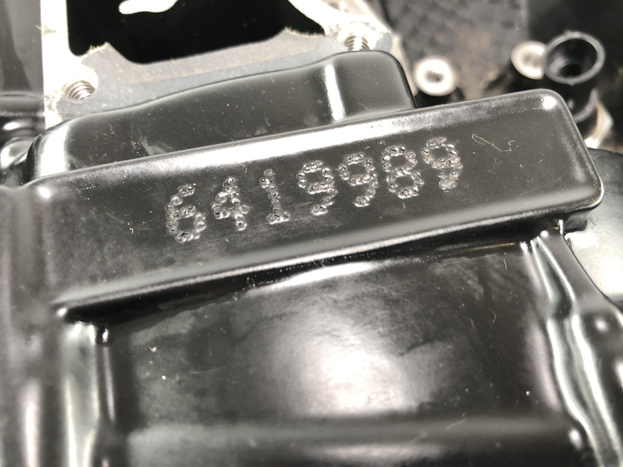 Triumph Street Triple R 675 D67LD [2010] - Motorhus med løpende stikkontakter og stempler