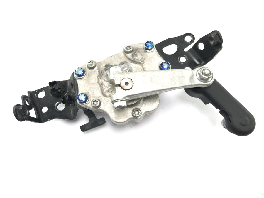 Honda CBR 1000 RR SC59 [2008] - Styredemperbrakett demperenhet foran