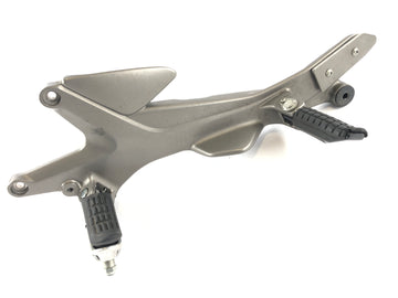 Honda CBF 1000 A SC58 [2006] - Fotstøtteplate igjen