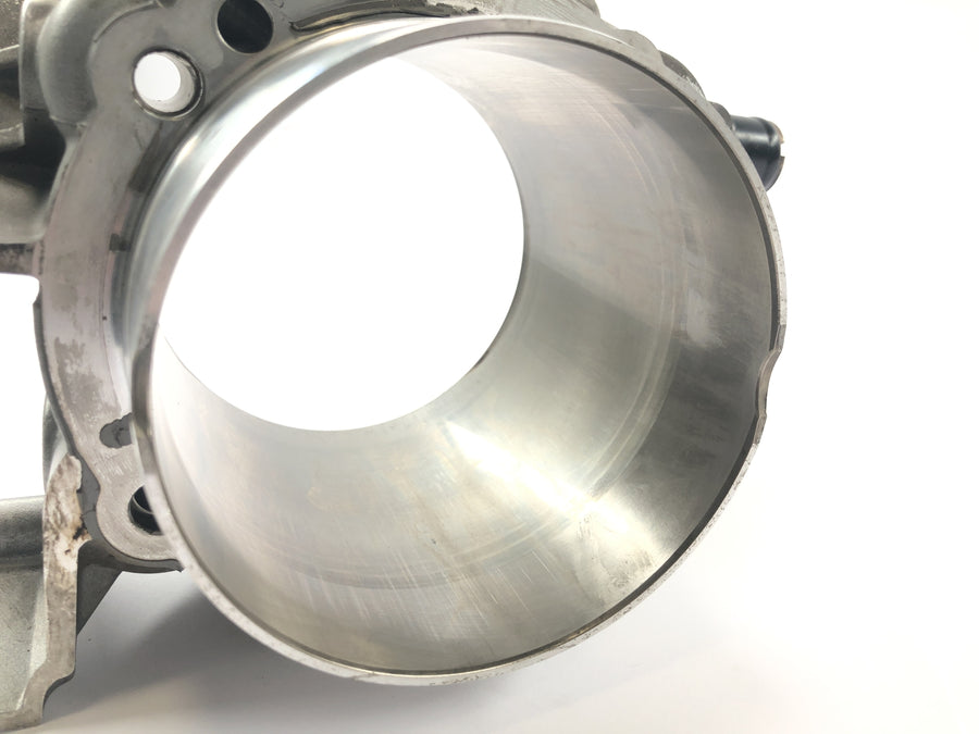 Ducati Multistrada 1200 S Touring [2009] - sylinder med stempel foran