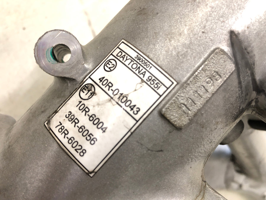 Triumph Daytona 955i T595 [1999] - ramme med papirer