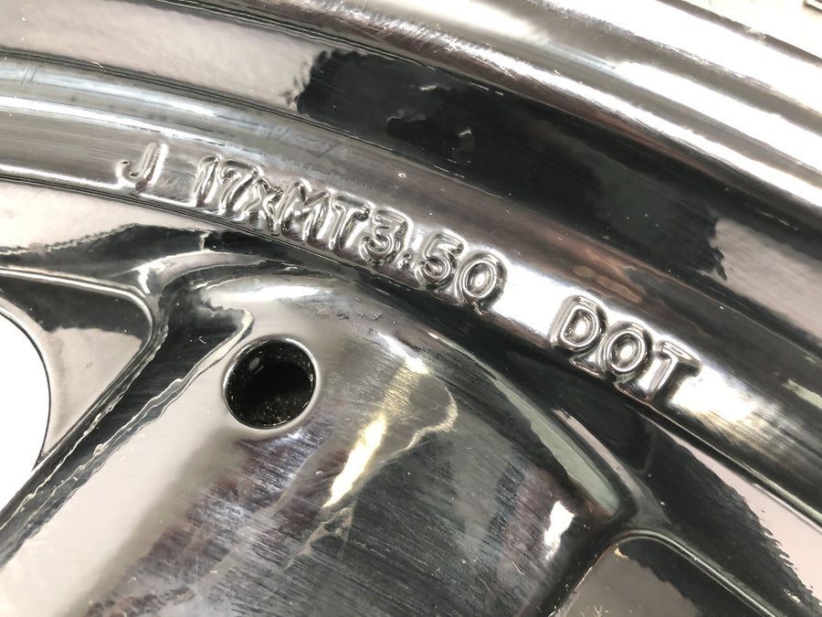 Yamaha YZF 750 R 4HN [1995] - Forhjulsfelghjul 17xMT3.50 med dekk 120/70 ZR17