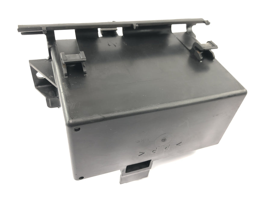 Yamaha XV 1600 Wild Star VP08 [2002] - Batteriboks batteriholder batterirom