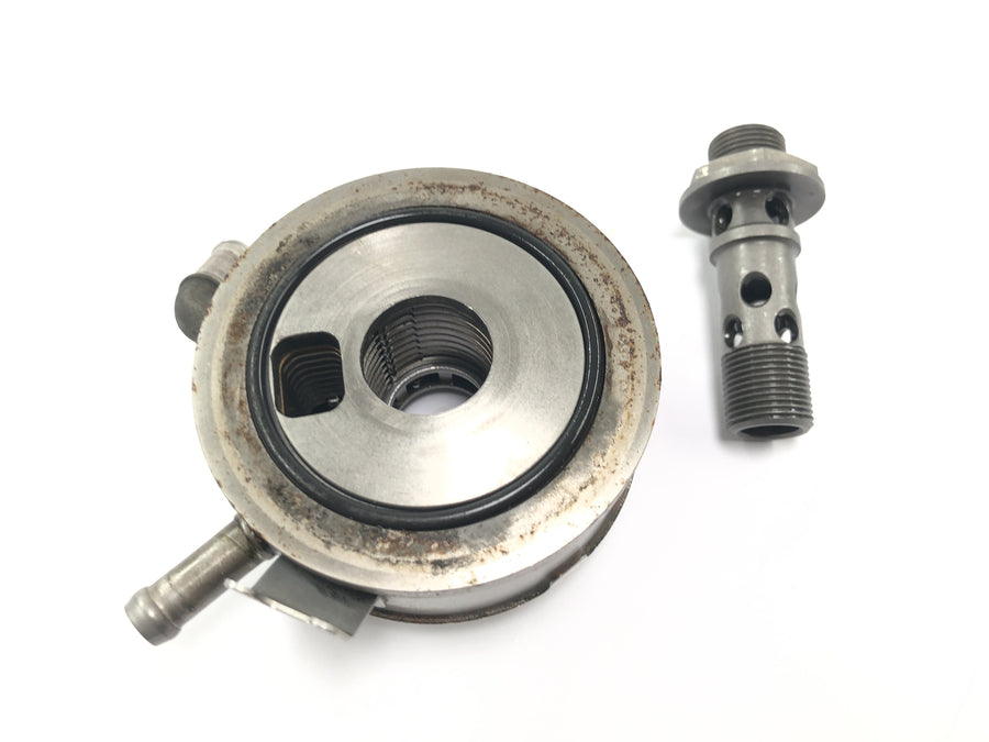 Honda CBR 900 RR Fireblade SC33 [2000] - Oljekjøleradapter oljefilterholder