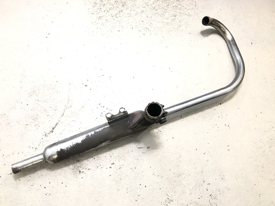 Kawasaki W 650 EJ650A [1999] - Eksosanlegg venstre, eksosmanifold, lyddemper
