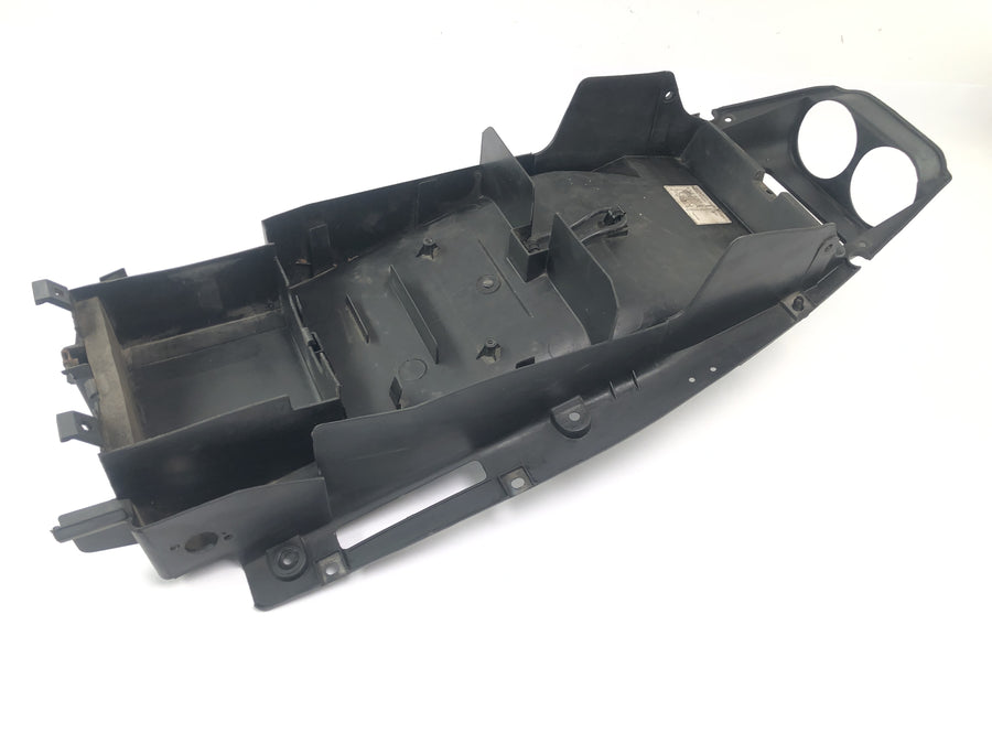 Yamaha YZF R1 RN01 [1998] - forkledning av bakre undercovering